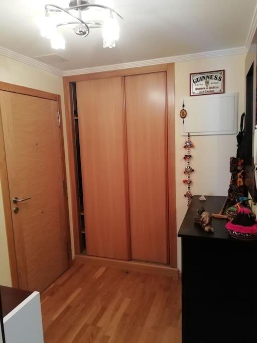 Habitacion En Piso Compartido Cerca De Playa De Samil Vigo Luaran gambar