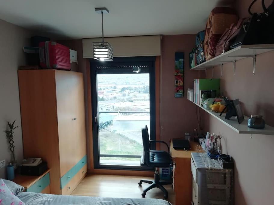 Habitacion En Piso Compartido Cerca De Playa De Samil Vigo Luaran gambar