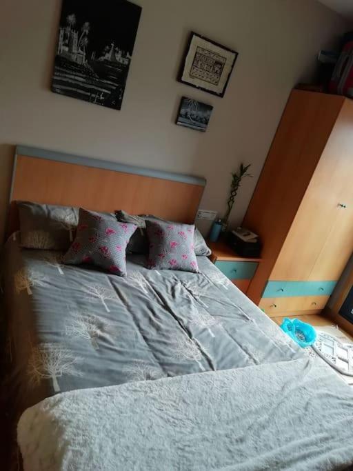 Habitacion En Piso Compartido Cerca De Playa De Samil Vigo Luaran gambar
