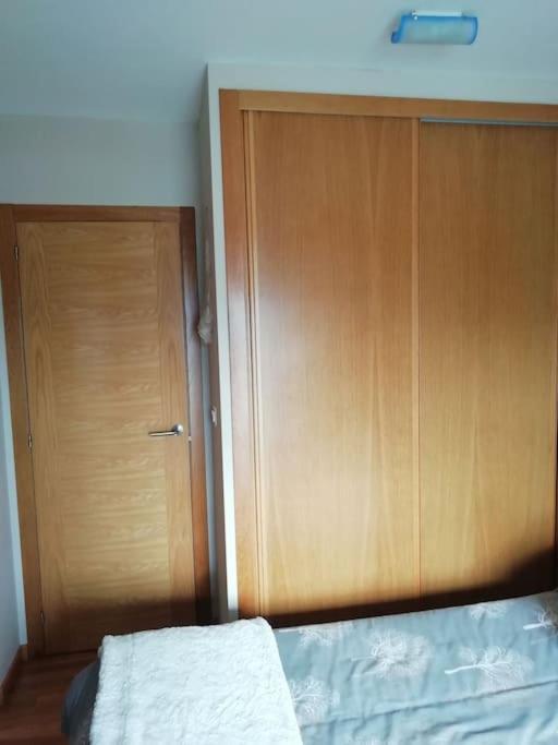 Habitacion En Piso Compartido Cerca De Playa De Samil Vigo Luaran gambar